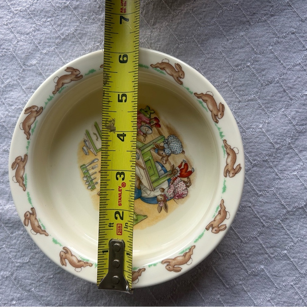 Charming Bunny Design Bowl
